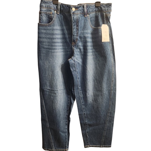Woman's 16 Barrel Jean Medium Wash High Rise - Picture 2 of 3